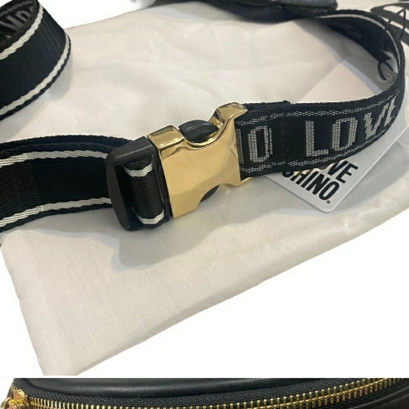 NWT Love Moschino heart chain faux leather belt bag authentic - Picture 7 of 13